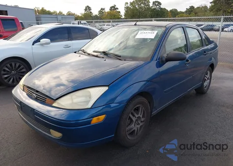 2000 Ford Focus Se из США, поврежденный, VIN 1FAHP3439YW301899